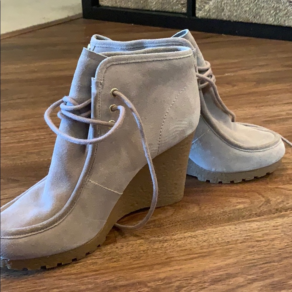Platform booties - Picture 2 of 5